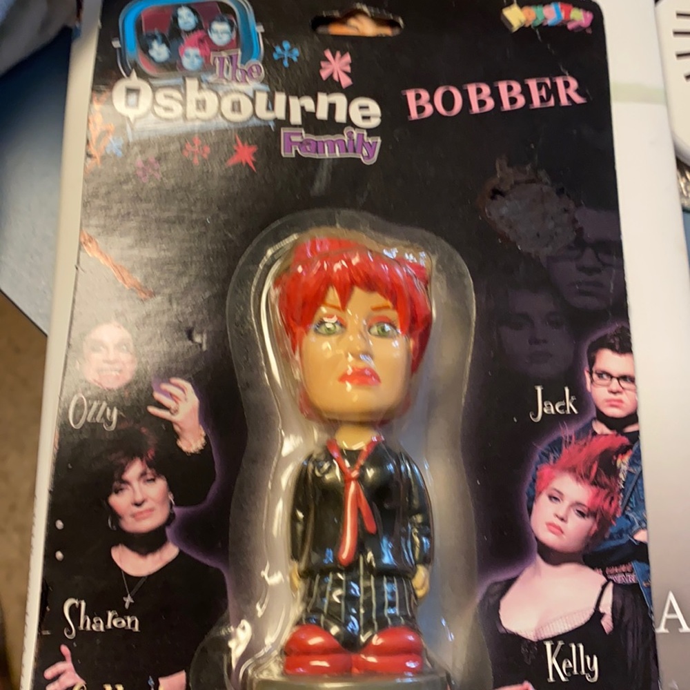 The Osbourne Family KELLY Bobber